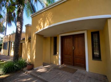 Casa de 9 ambientes, Villa Allende · Casa en Venta Villa Allende Golf