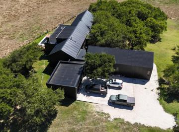 Casa · Exclusiva Chacra en Venta
