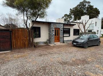 Casa de 3 ambientes, El Sauce · Verónica Tahan "Negocios Inmobiliarios" Casa Alquiler – Casa en Calle Mathus Hoyos