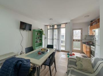 Departamento · 40m² · 2 Ambientes · Departamento de 1 Dormitorio con Balcón Al Frente en Pichincha