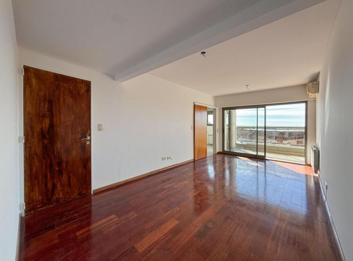 Departamento · 93m² · 4 Ambientes · 1 Cochera