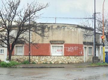 Casa de 3 ambientes, Bahía Blanca · Vendemos Casa Undiano y Thompson