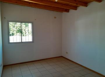 Departamento de 4 ambientes, San Francisco del Monte · Dpto, Planta Baja, Amplio Patio, Godoy Cruz Mza