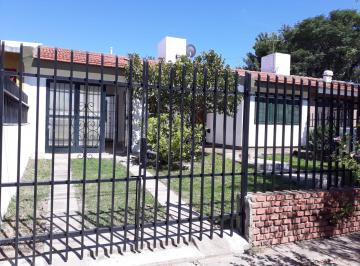 FRENTE DE LA CASA · Alquiler Imperdible - Casa Familiar en B° 20 de Junio