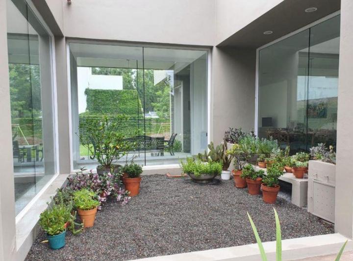 Casa · 270ha · 5 Ambientes · 1 Cochera