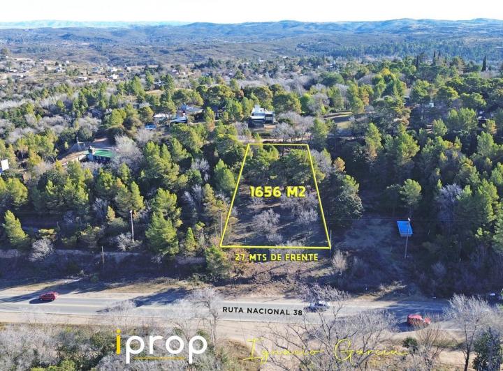 Terreno · 1656m²