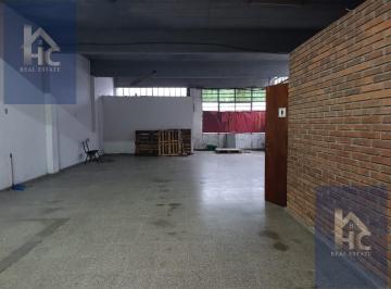 Depósito · 176m² · Alquiler Local - Deposito - Taller Salon Oportunidad