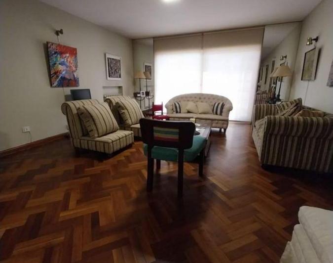 Departamento · 154ha · 4 Ambientes · 1 Cochera