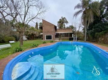 Casa · 200m² · 5 Ambientes · 4 Cocheras · Casa en Los Polvorines