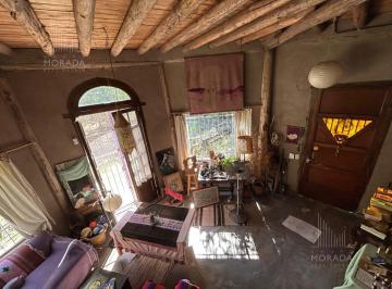 Casa · 160m² · 6 Ambientes · Venta Casa de Adobe Barrio Semi Cerrado