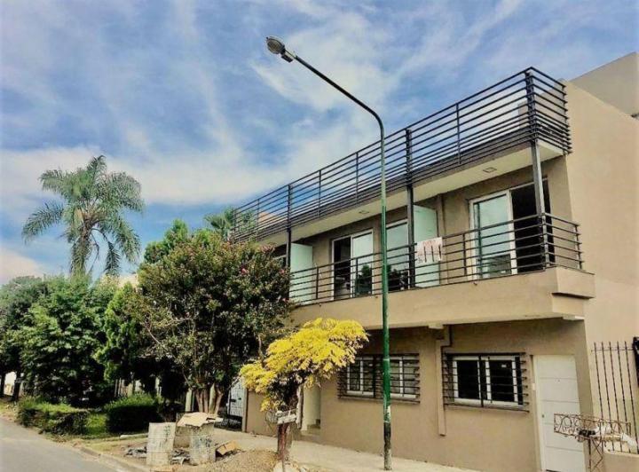 Casa · 390ha · 10 Dormitorios