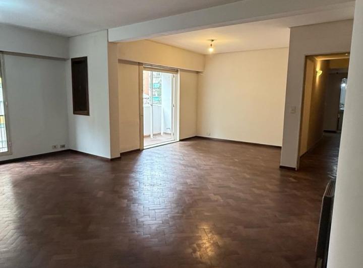 Departamento · 140m² · 6 Ambientes · 1 Cochera