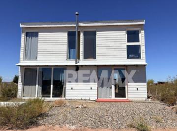 Casa · 170m² · 4 Ambientes · Casa en Venta en Chocón Villa de Playa