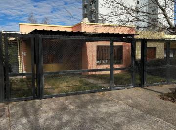 Casa de 4 ambientes, Cipolletti · Casa de Dos Dorm. en Venta – Barrio Los Álamos, Cipolletti