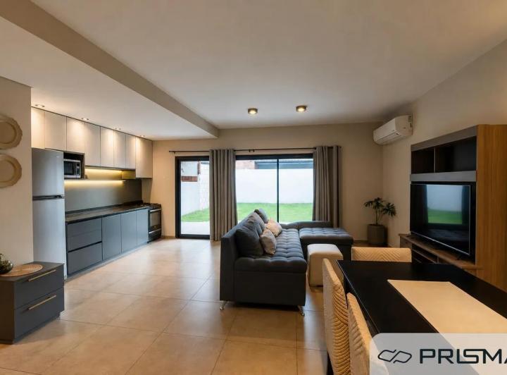 Casa · 95m² · 3 Ambientes · 1 Cochera