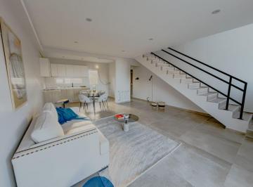Casa de 3 ambientes, Comodoro Rivadavia · Duplex a Estrenar en Esquina — Km 4, Comodoro Rivadavia