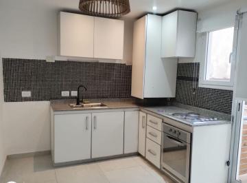 Departamento · 44m² · 2 Ambientes · Alquiler Barracas 2 Ambientes con Balcón