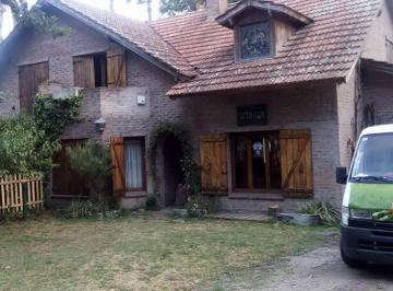 Casa de 5 ambientes, Mar del Plata · Casa Chalet Rustico