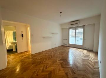 Departamento · 42m² · 2 Ambientes · Departamento 2 Ambientes con Balcón Corrido en Recoleta.