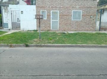 Casa de 4 ambientes, Almirante Brown · Casa 4 Amb + Depto 2 Amb / Espacio Versátil - Oportunidad Usd 70.000 - King 1079, José Mármol