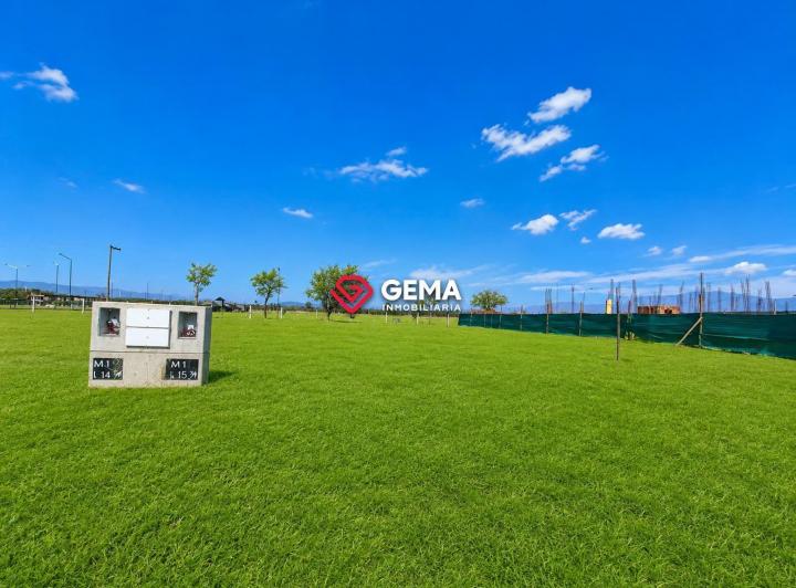 Terreno · 800m²