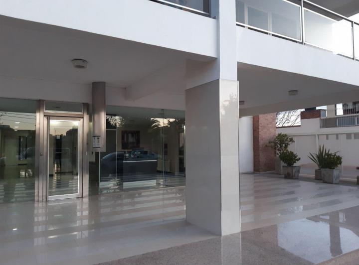 Departamento · 10m² · 3 Ambientes · 1 Cochera