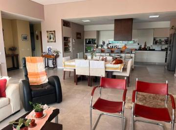 Casa de 3 ambientes, Chacras de Coria · Casa de 1000 m² con 2 Dorm. en Venta en Chacras de Coria