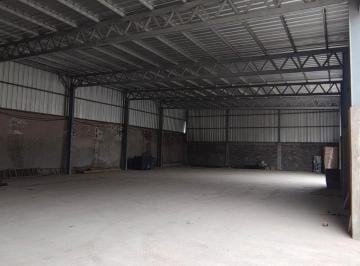 Bodega-Galpón · 450m² · Greenwood Inmobiliaria Te Ofrece Galpon en Alquiler - Zona Industrial Godoy Cruz