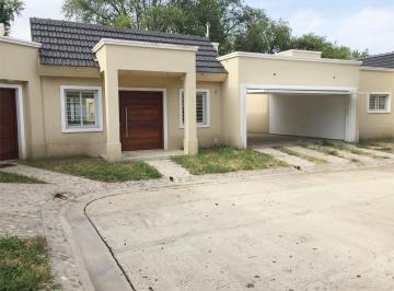 Casa · 150m² · 3 Ambientes · 2 Cocheras · Casa en Complejo Cerrado en Alquiler