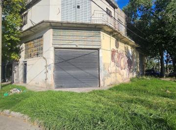 Depósito · 110m² · Depósito en Venta en Haedo, Morón, G. B. a. Zona Oeste
