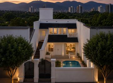 Casa de 4 ambientes, San Salvador de Jujuy · Residencia Ideal Para Empresas y Ejecutivos | 4 Dorm. Piscina Cdad de Nieva