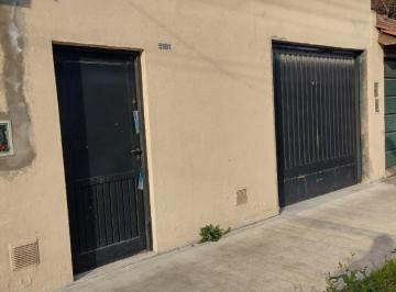 Bodega-Galpón · 70m² · Galpón en Alquiler en Excelente Zona