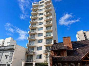 Departamento de 2 ambientes, La Plata · Departamento de 2 Ambientes en Alquiler | Frente Al Parque Saavedra | Excelente Orientación Norte