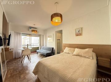 Departamento · 27m² · 1 Ambiente · 1 Ambiente en Plaza Colón - Reciclado con Balcón