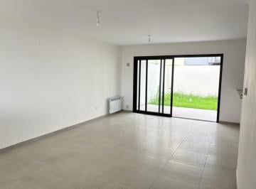 Casa · 146m² · 4 Ambientes · 2 Cocheras · Colinas de Manantiales * Dúplex 3 Dorm a m Plaza * a Estrenar
