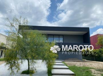 Casa · 369m² · 7 Ambientes · Casa en Venta con Cuatro Dorm. a La Laguna - Maroto Propiedades