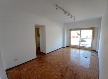 Departamento de 3 ambientes, Villa Ortuzar · Alquiler 3 Ambientes con Balcón a Pulmón