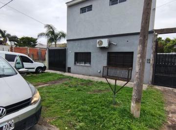 Casa · 160m² · 7 Ambientes · 2 Cocheras · 7 Ambientes | 5 Dorm. | Vestidor | Pileta | Quincho | Parque | Orientacion Norte