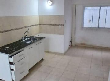 PH de 2 ambientes, Avellaneda · Tipo Casa Amplio con Patio
