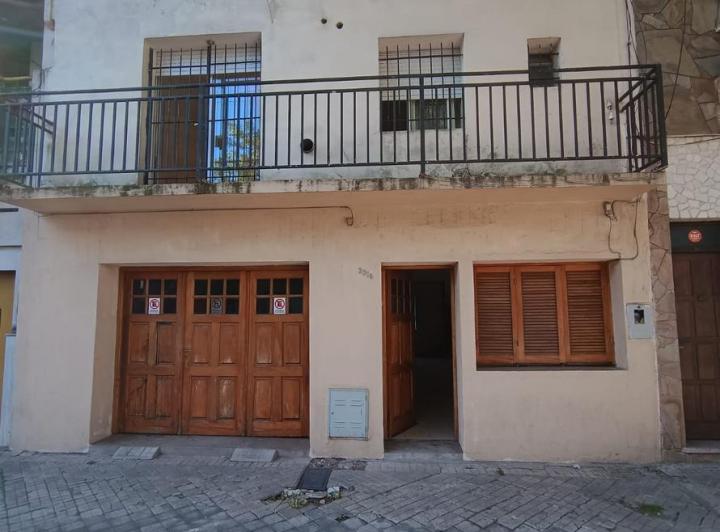 Casa · 150m² · 3 Dormitorios · 1 Cochera