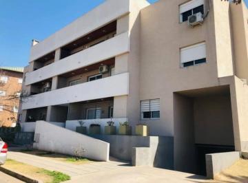 Departamento · 95m² · 3 Dormitorios · 1 Cochera · Departamento en Venta Altos del Chateau 3 Dorm.