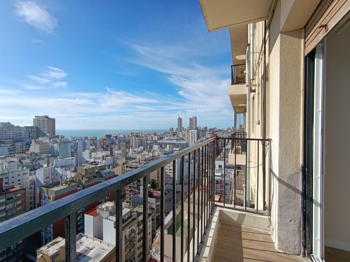 Increíble vistas de la ciudad, desde un Piso 20! Monoambiente en venta
