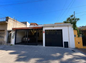 Casa · 180m² · 6 Ambientes · 3 Cocheras · Casa Chalet en Venta en Villa Maipú, San Martin, G. B. a. Zona Norte