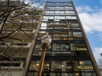 Oficina comercial · 220m² · 2 Cocheras · Exclusivo Piso de Oficinas Premium a Estrenar | Mobiliario de Diseño y Máxima Categoría en Retiro