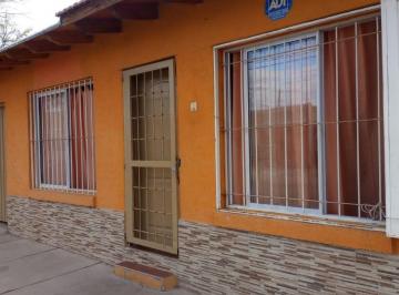 Casa de 5 ambientes, Rodeo de la Cruz · Casa en Venta C/ Cochera en Rodeo de La Cruz