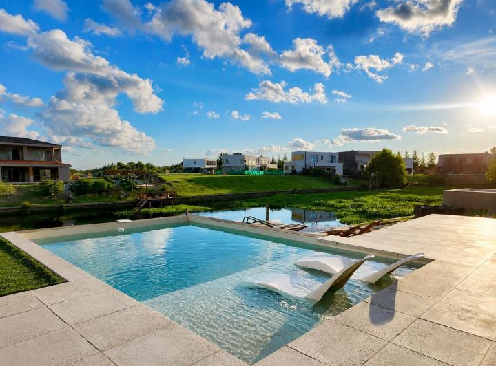 Casa · 480m² · 4 Ambientes