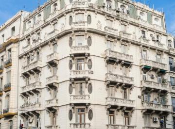 Departamento de 4 ambientes, Balvanera · 4 Amb Piso Balvanera 100 m² Frente 6to Piso 2 Balcones Lavadero