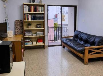 Departamento · 74m² · 4 Ambientes · Departamento 4 Ambientes con Balcón - Barrio Güemes, a m de Nueva Córdoba