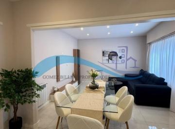 PH · 139m² · 4 Ambientes · Chalet en PH en Dos Plantas, con Cochera