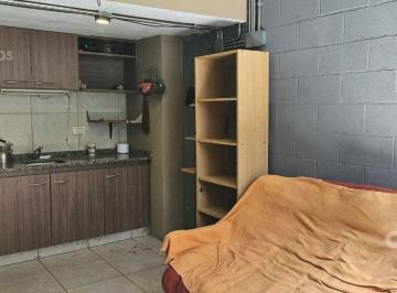 Departamento · 40m² · 2 Ambientes · Boedo. Departamento Tipo Duplex con Patio en Alquiler Temporario